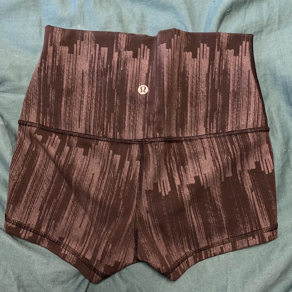 Lululemon grey/black booty shorts